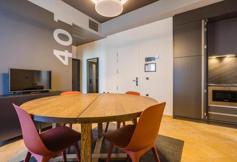 Appartement met 1 Slaapkamer, Residence 9 Line