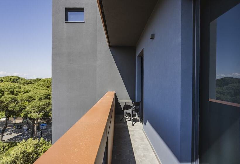 Standaard Studio, Residence 9 Line