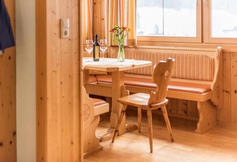 Апартаменты 2 Спальни, Hocheggerhof   Urlaub Am Bauernhof