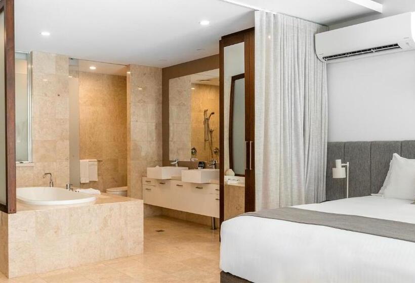 스탠다드 스튜디오, Oaks Casuarina Santai Resort