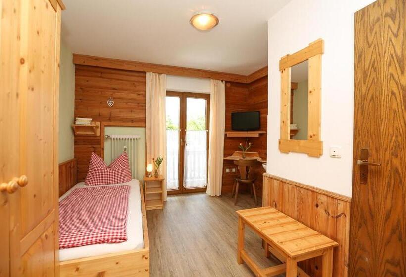 חדר סטנדרט יחיד עם מרפסת, Pension Bergsee