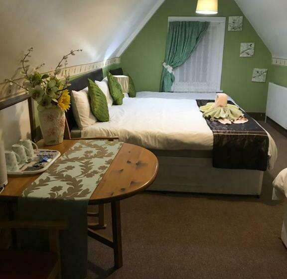 标准三人间, Acorn Lodge Guest House