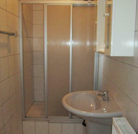 اتاق استاندارد سه نفره, Pension Elisabeth