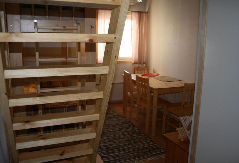 패밀리 룸, Valkeisen Loma