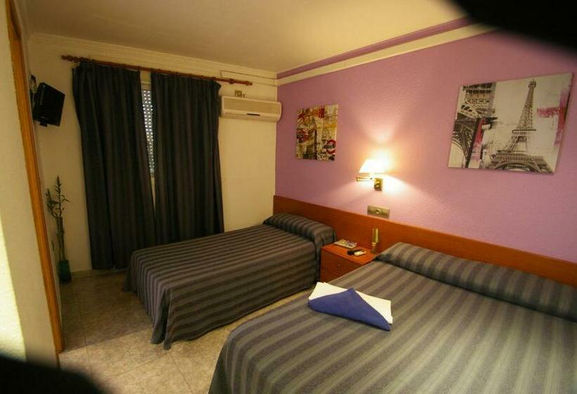 Номер Стандарт, Hostal Apolo Trece