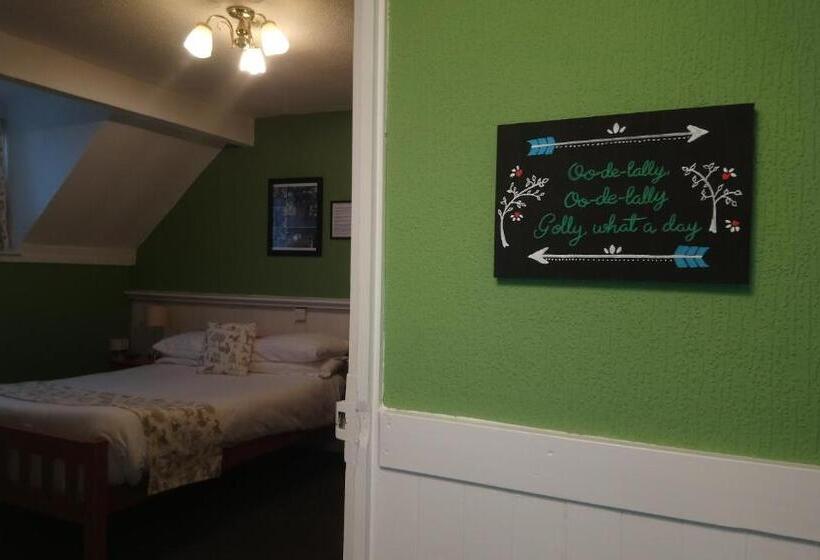 Семейный Номер, Meadowsway Guesthouse  Uttoxeter