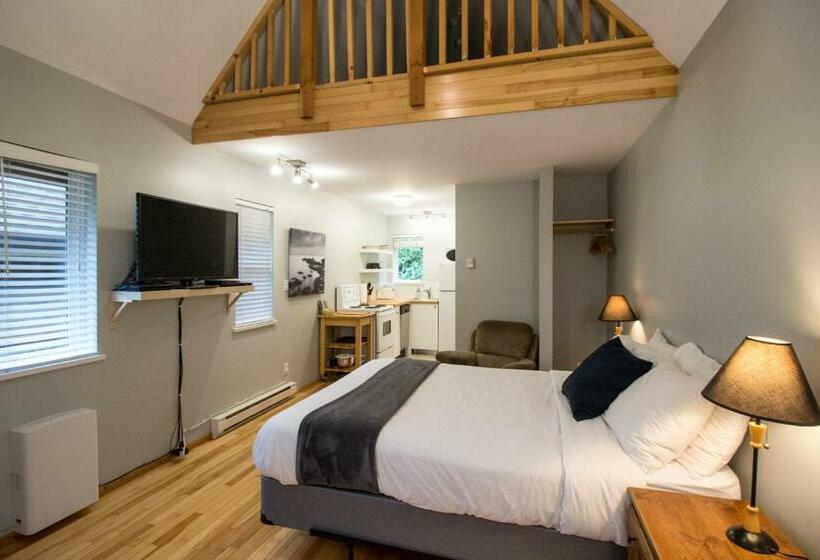 スタンダードスタジオ, Reef Point Cottages