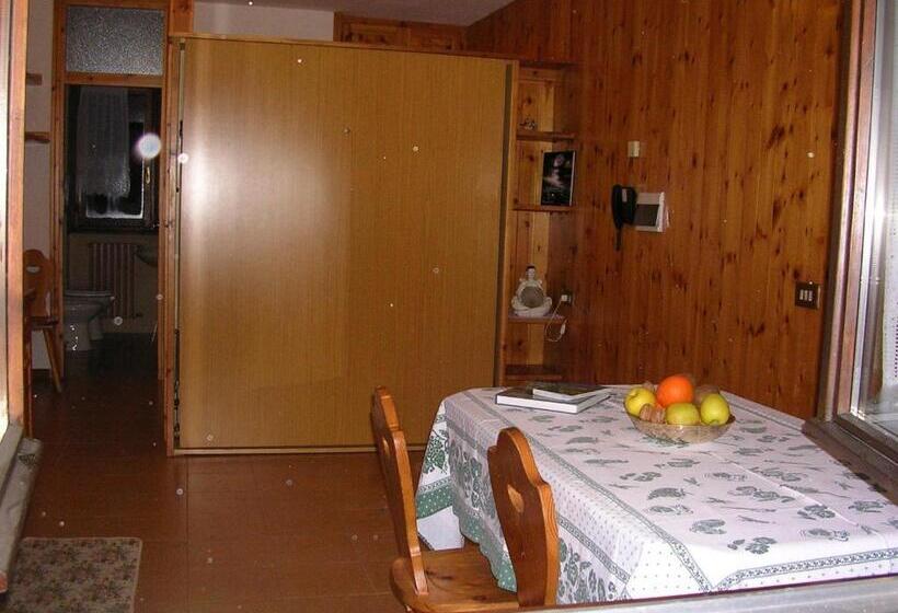 استودیوی استاندارد, Chalet Bucaneve