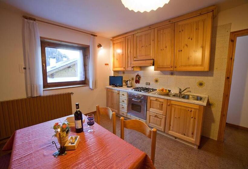 آپارتمان 1 خوابه همکف, Chalet Bucaneve