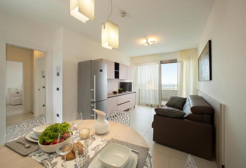Апартаменты Deluxe 2 Спальни Вид на Море, Residence Serenissima