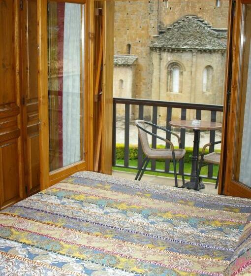 Номер Стандарт, Hosteleria Santa Cruz