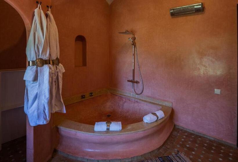 Люкс, Riad Al Riadinou