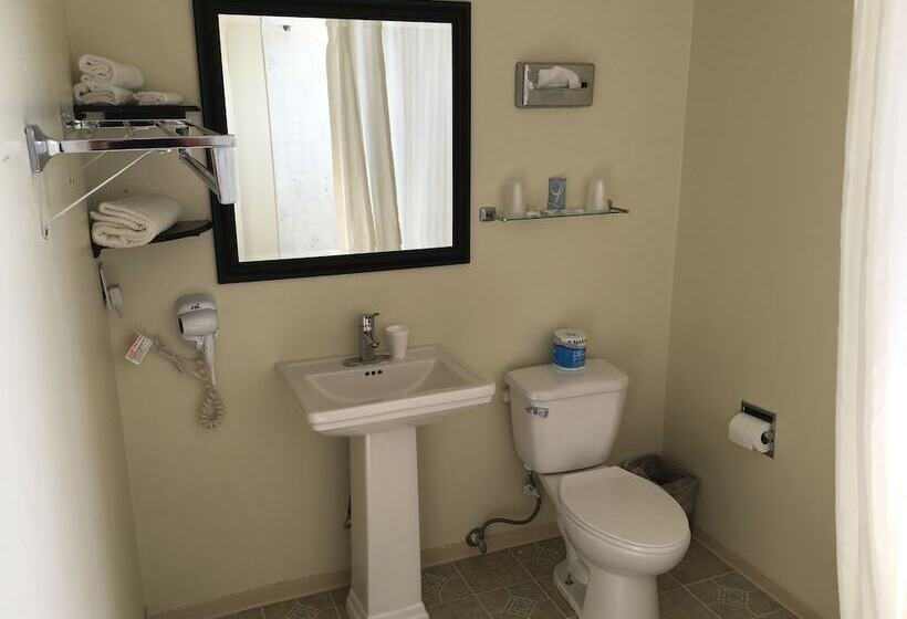 Номер Стандарт, Umatilla Inn & Suites