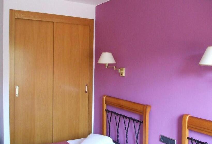 Номер Стандарт, Hostal Mont Rock