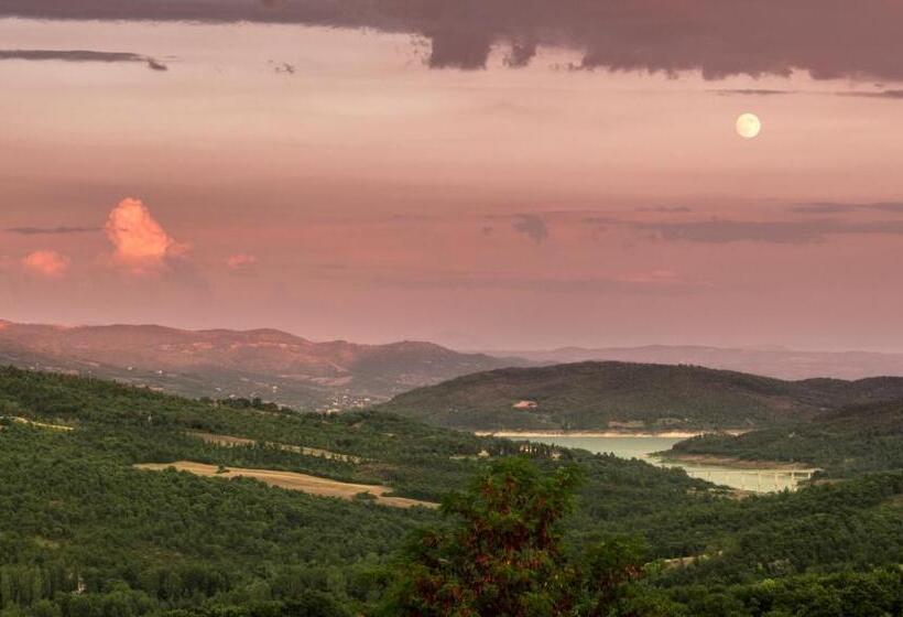 Апартаменты 3 Спальни, Terra Di Michelangelo