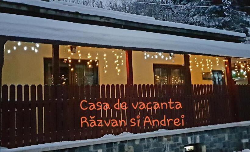 Family flat with terrace, Casa De Vacanta Razvan Si Andrei