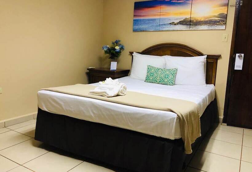 标准间内部标间, Arecibo Inn