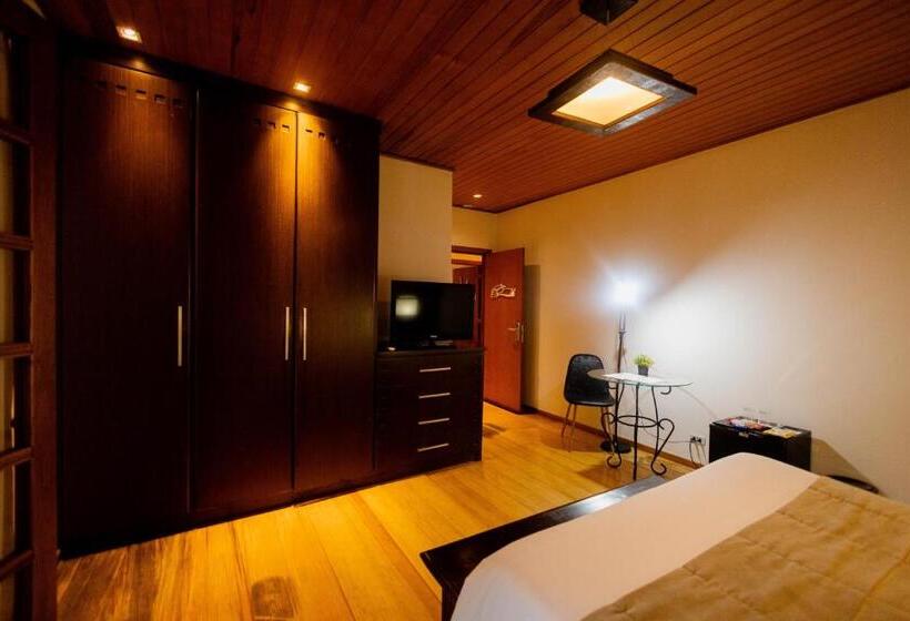 سوئیت با بالکن, Pousada Apple House   Campos Do Jordao