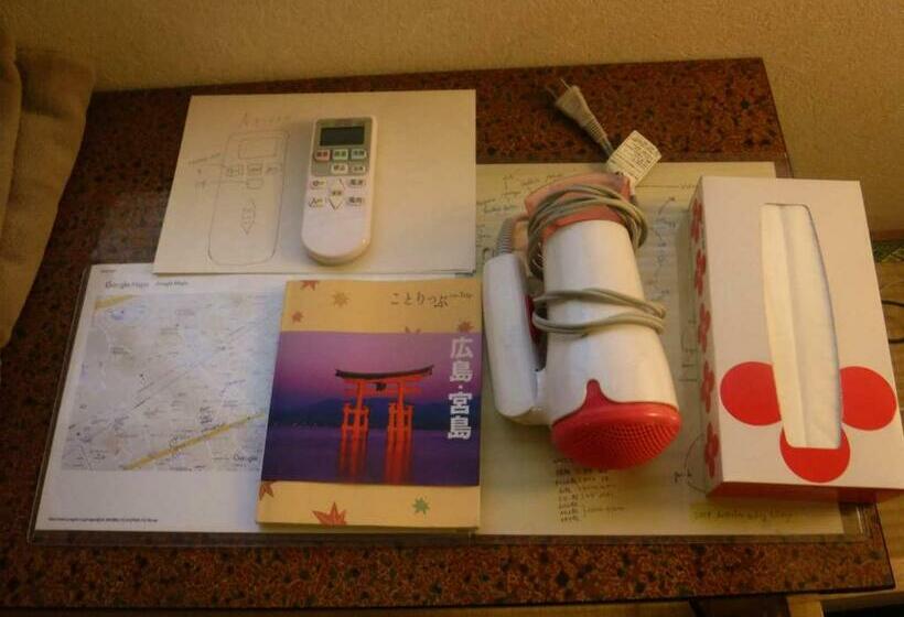 Трехместный Номер Стандарт Совместная Ванная, Wholeearth Ryokan Hiroshima