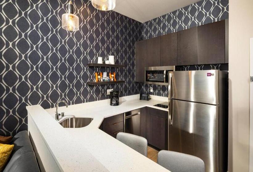 带大床的标准工作室, Residence Inn Las Vegas South/henderson