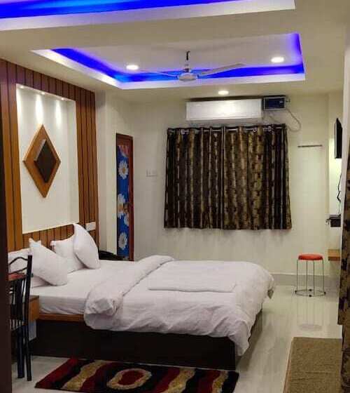 Deluxe Room, Blue Bird Nest