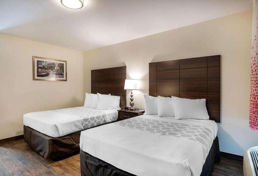 ２ダブルベッドのスタンダードルーム, Rodeway Inn Near Hollywood Beach