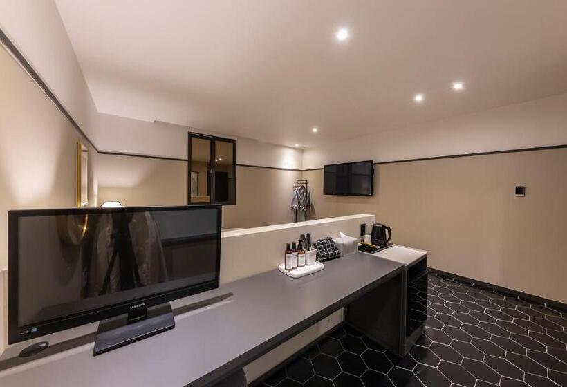 Номер Deluxe, Brown Dot Hotel Seong Seo