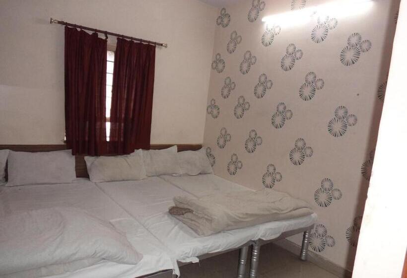 Четырехместный Номер Стандарт, Budget Accommodation Near Station Road