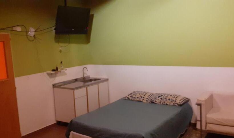 اتاق خانوادگی, Hostel El Viajante