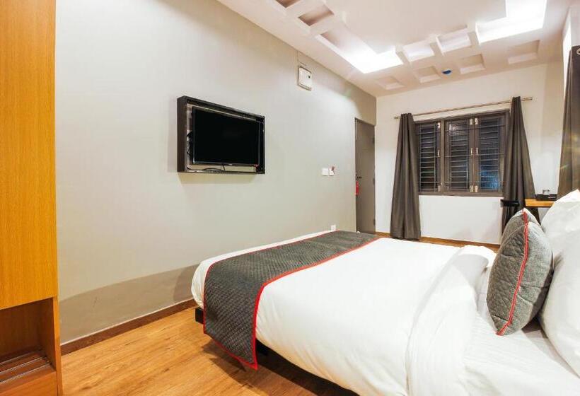 Трехместный Номер Deluxe, Super Townhouse Rcc Sunrise
