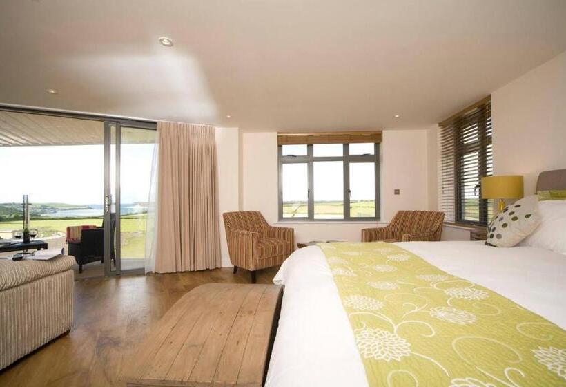 Triple Room Sea View, The Pickwick Inn & Oliver's Restaurant