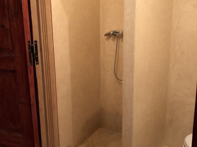 Четырехместный Номер Стандарт, Auberge Des Lacs