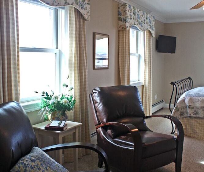 Family Suite, Lamp Post Lodge
