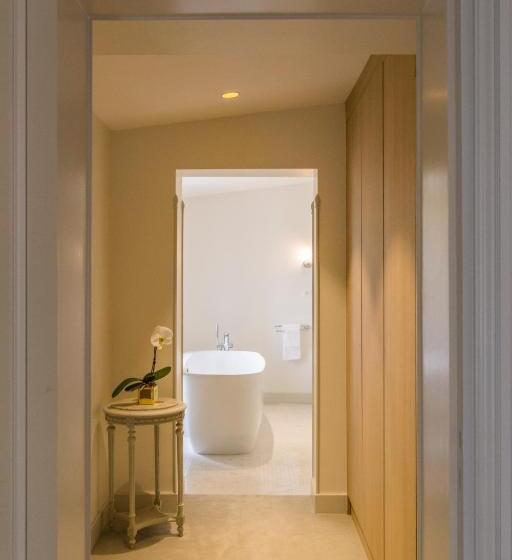 キングサイズベッドのスタンダードルーム, Chambres D Hotes De Chateau Renon