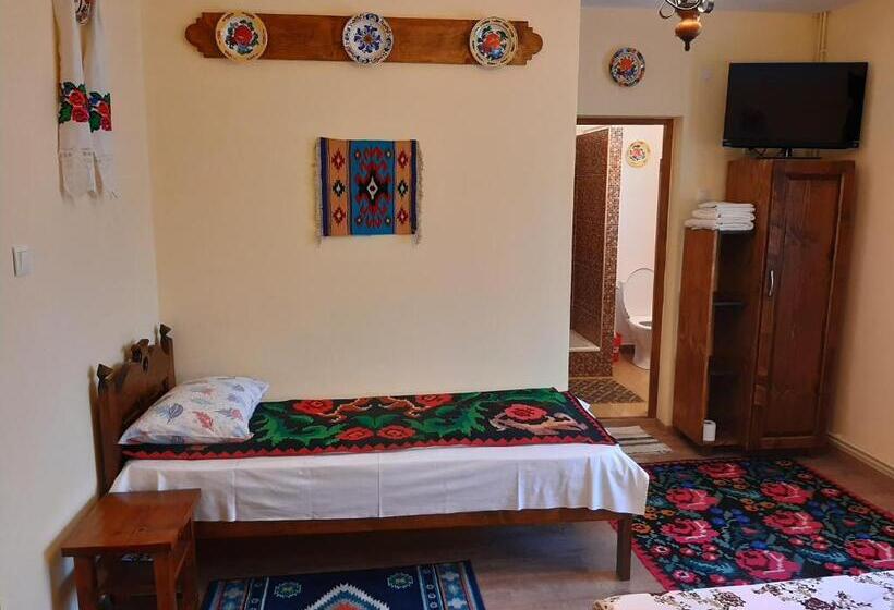 חדר סטנדרט לשלושה, Casa Muntean