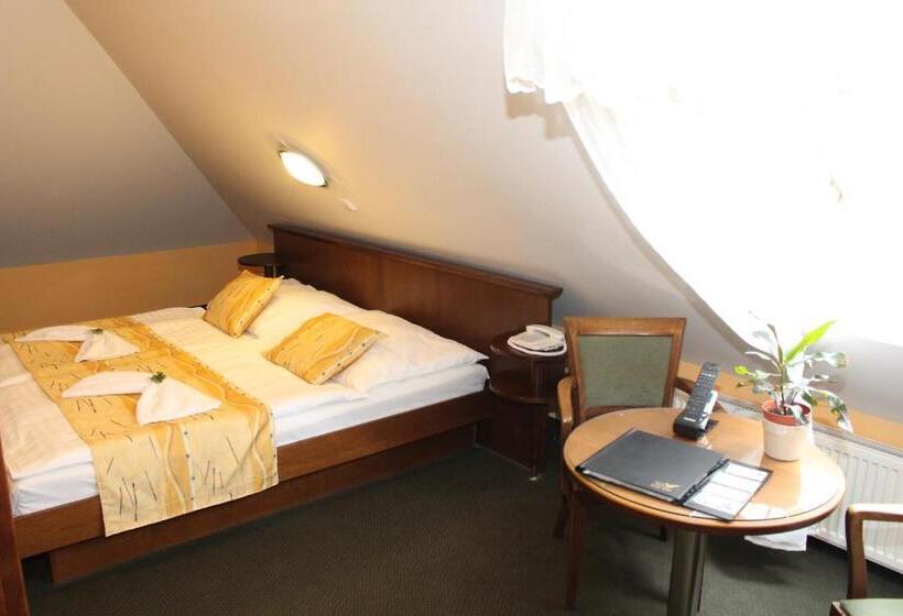 １ベッドルームアパートメント, Zámecký Hotel Zlatý Orel