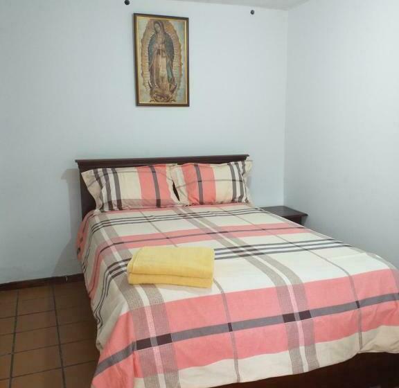 Номер Стандарт, Casa Del Peregrino Santo Thomas
