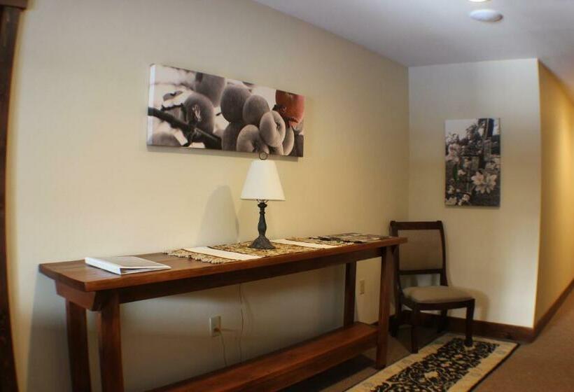 Номер Deluxe Кровать Кинг, Comforts Of Whidbey
