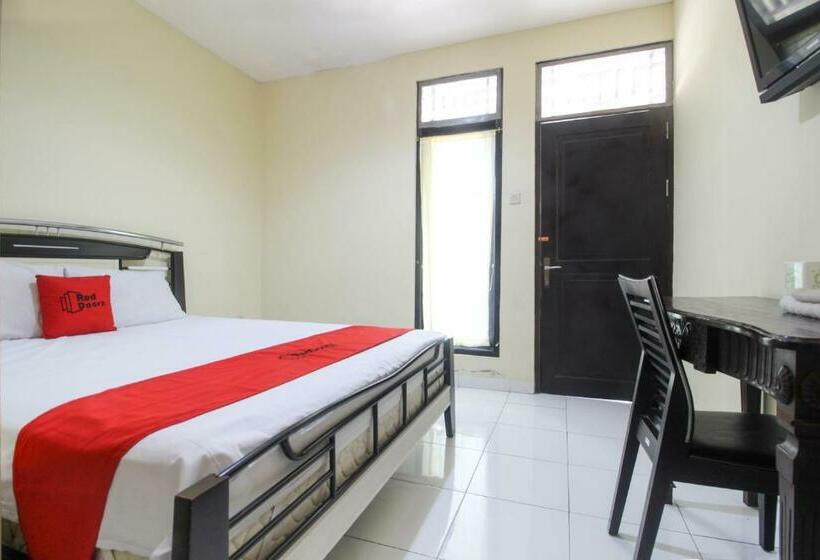 Номер Стандарт, Reddoorz Near Rs Sarjito Yogyakarta 2