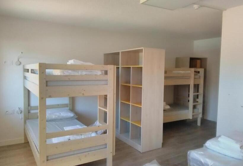 Четырехместный Номер Стандарт, Domaine De Maravant   Centre De Vacances