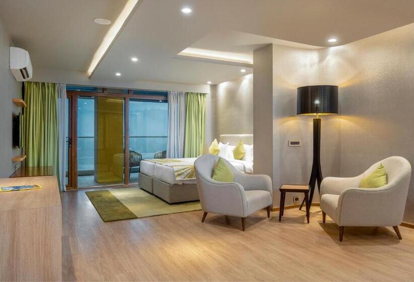 Suite, Modi Yoga Retreat