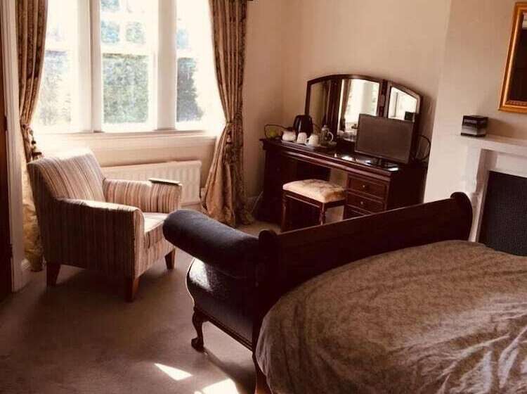 Номер Стандарт, Brass Castle Country House Accommodation