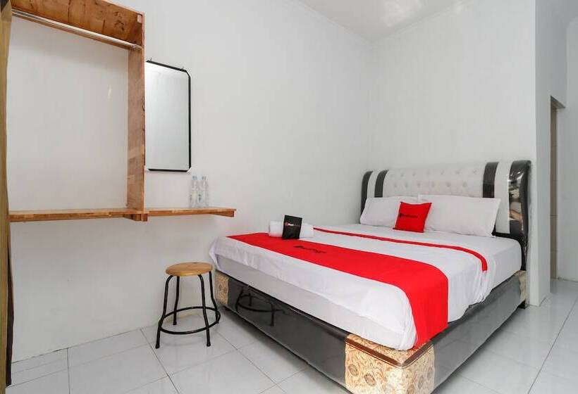 Номер Стандарт, Reddoorz Near Universitas Medan Area