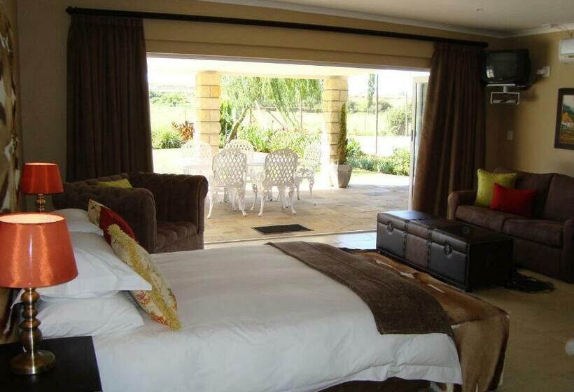 Семейный Номер, Orangia Game Lodge