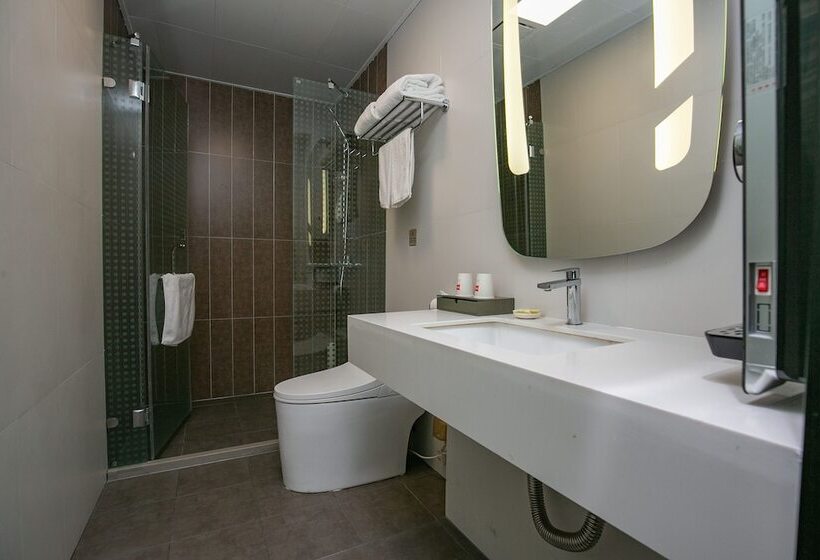 Номер Стандарт, Ibis Pingliang Kongtong West Road