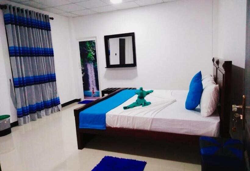 Номер Deluxe, Lake Front Yala Safari