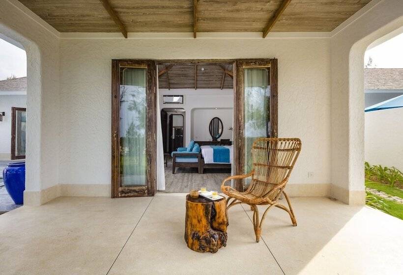 ویلای 1 خوابه با چشم‌انداز دریا, Stelia Beach Resort