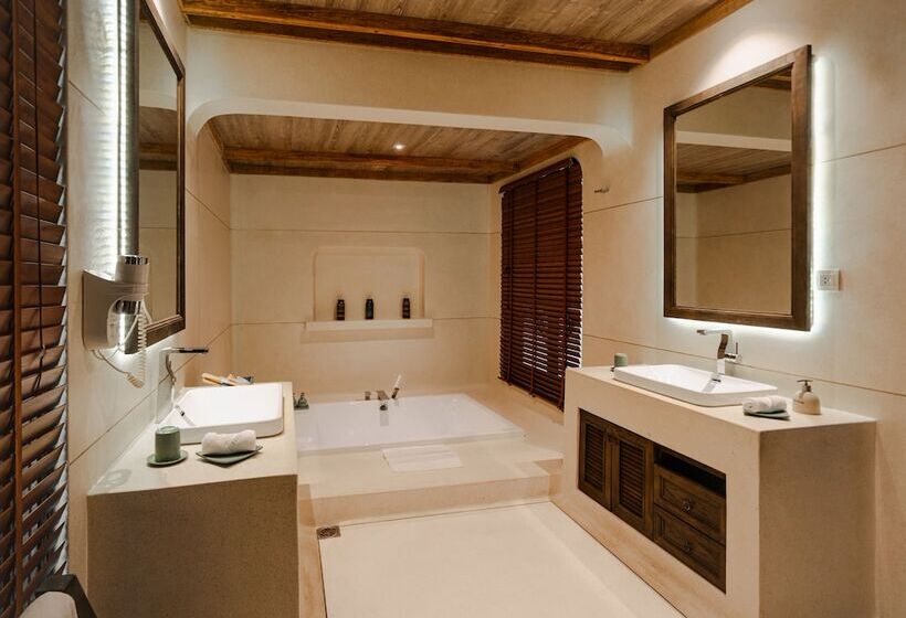 ویلای 1 خوابه با چشم‌انداز باغ, Stelia Beach Resort
