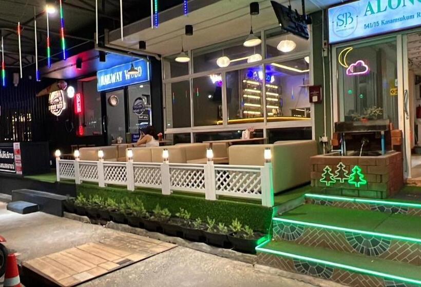 ファミリールーム, Alongkorn Hotel By Sb