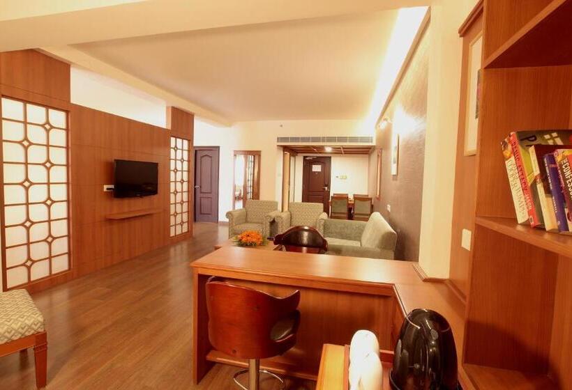프레지덴셜 스위트, Monsoon Empress Kochi